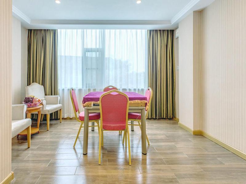 Vienna Hotel Guilin Airport Road Rongshan Exterior foto